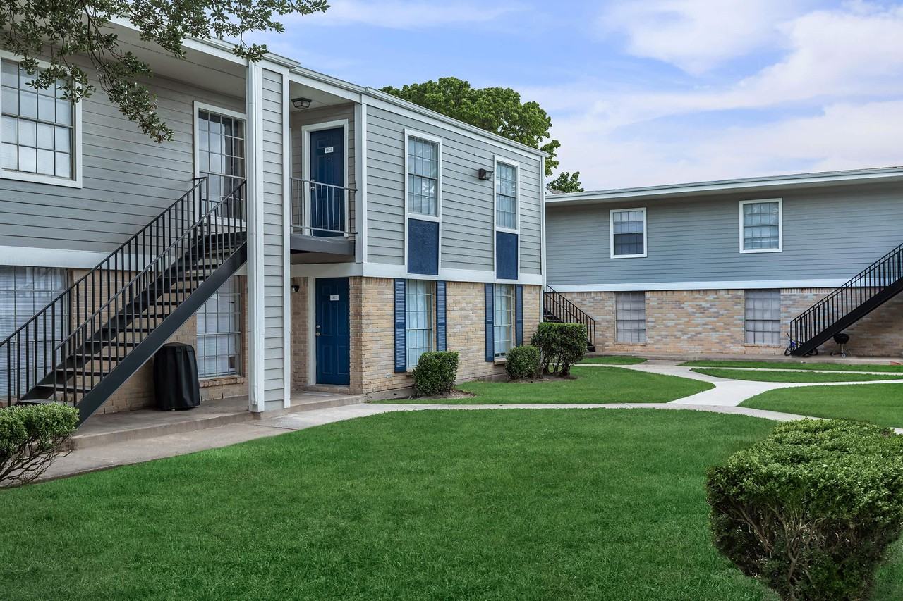 The Berkshire - Photo 4 of 29