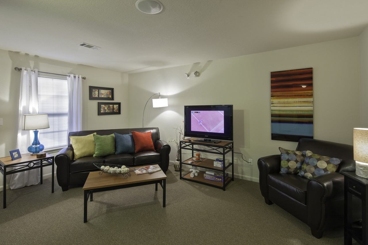 Cayce Cove - Photo 7 of 14
