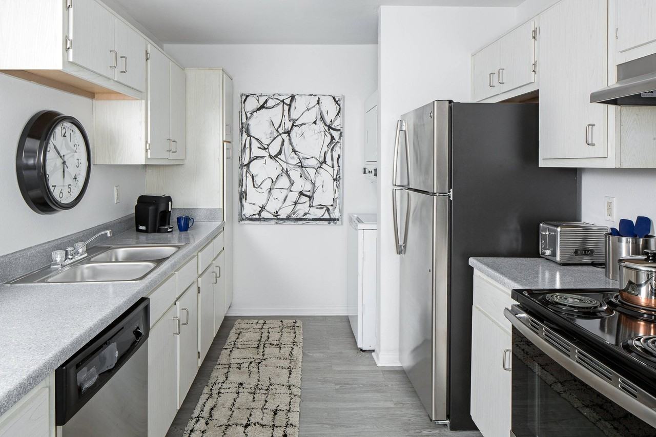 The Madison - Photo 5 of 8