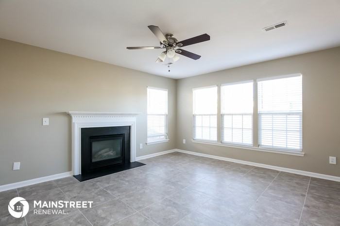 3955 Thornaby Cir - Photo 2 of 15