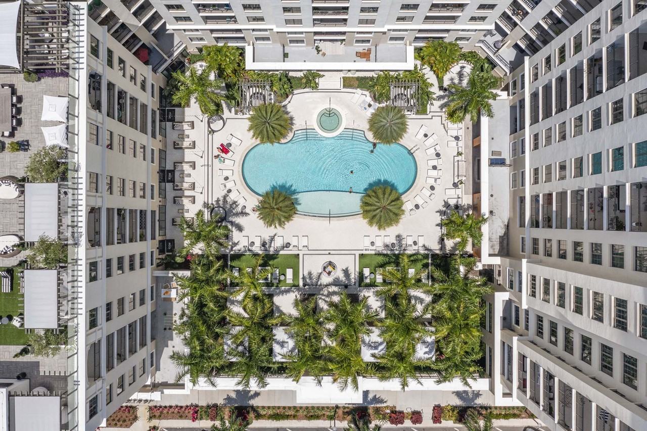 Camden Central - Photo 2 of 49