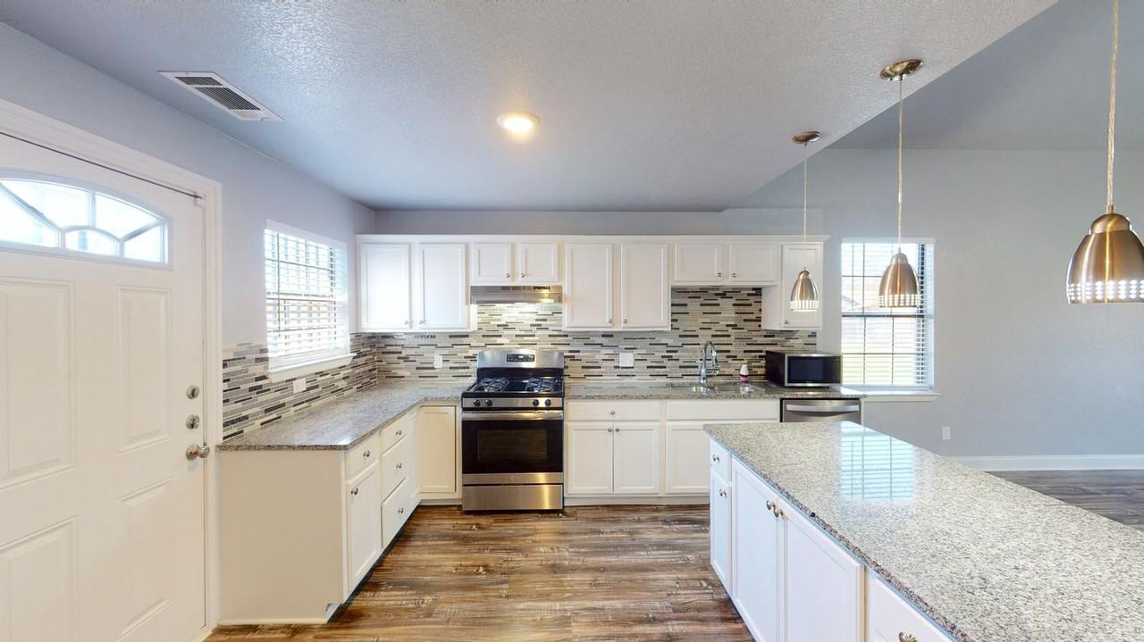 1822 Life Ave - Photo 4 of 20