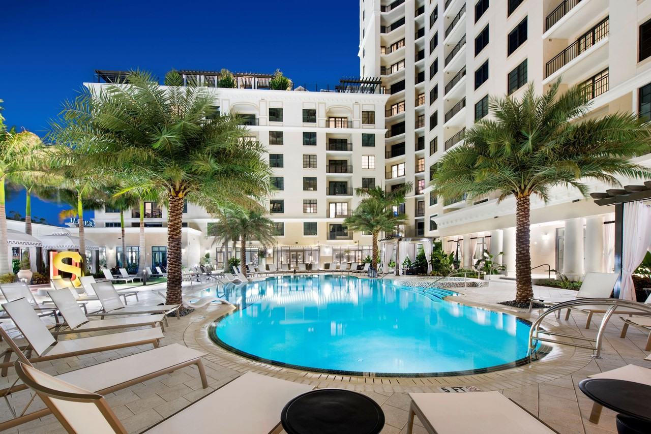 Camden Central - Photo 5 of 49