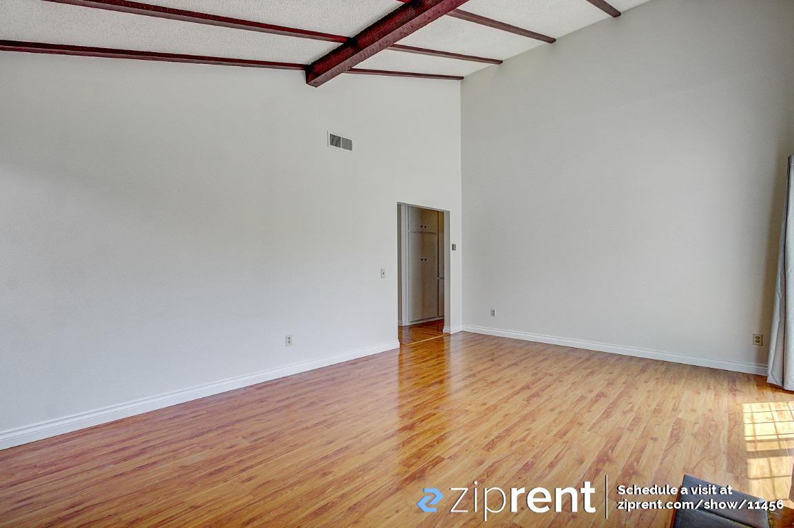 10766 El Centro Ave - Photo 3 of 17