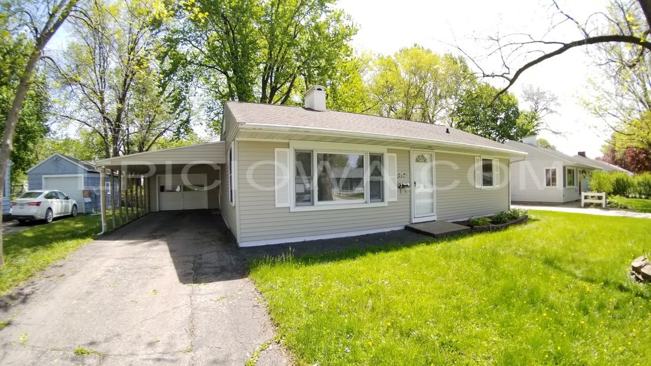 3723 G Ave Ne #1 - Photo 2 of 12