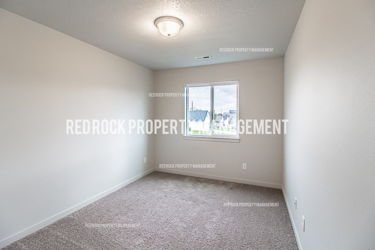213 S Woodlawn Ln #1 - Photo 4 of 16