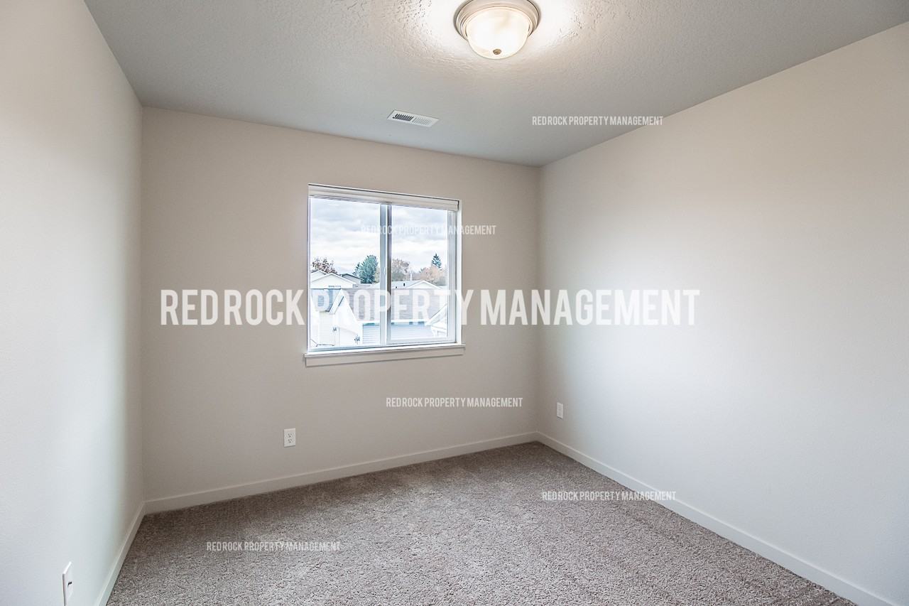 213 S Woodlawn Ln #1 - Photo 5 of 16