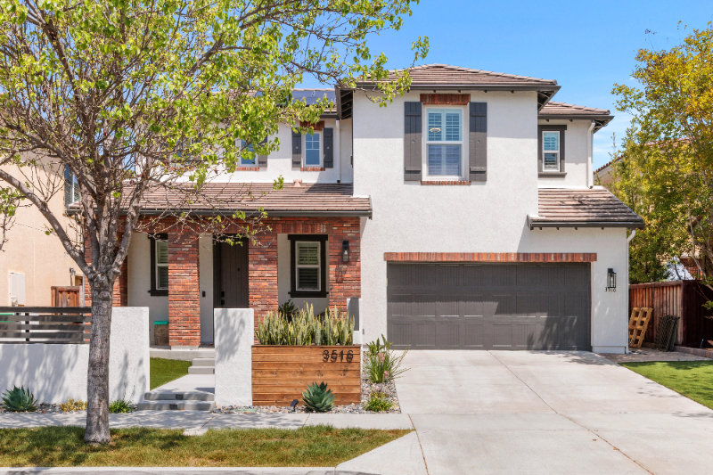 3516 Alander Ct - Photo 2 of 47