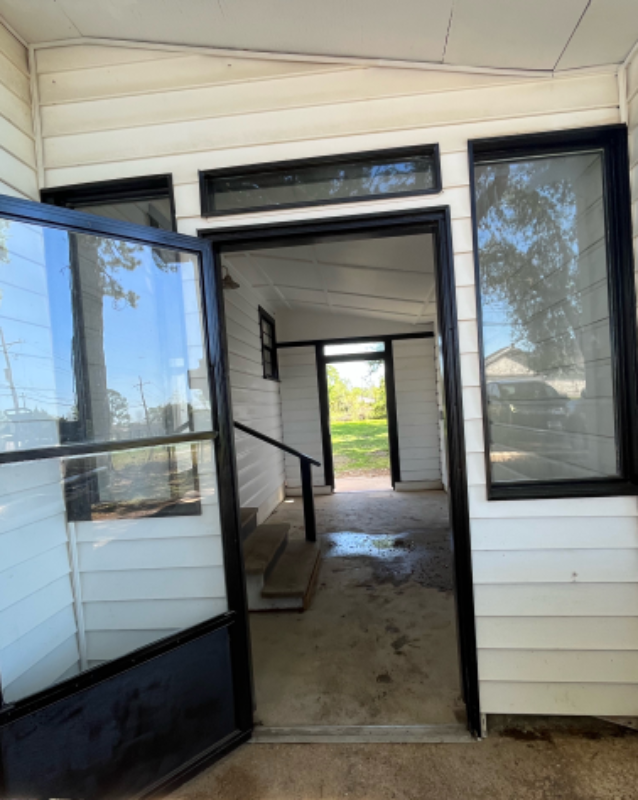 1585 W Virginia St - Photo 2 of 9