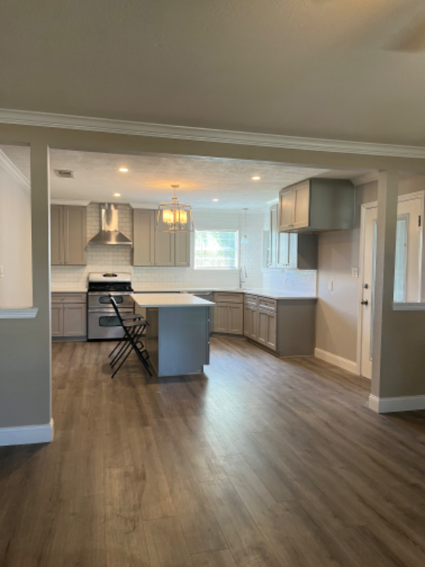 1585 W Virginia St - Photo 3 of 9