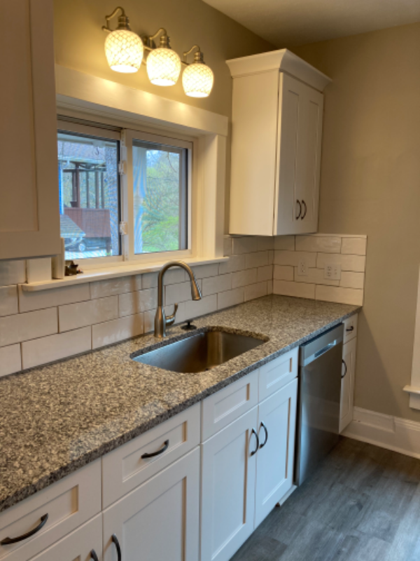 254 Bell St - Photo 3 of 26