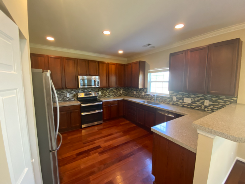 105 Saltybrook Ln - Photo 2 of 15