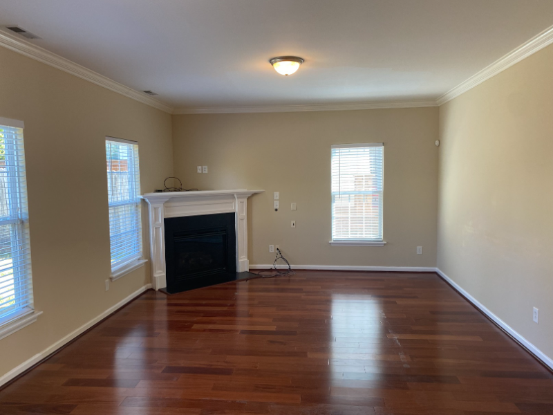 105 Saltybrook Ln - Photo 5 of 15