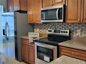 616 2nd Ave Nw - Photo 2 of 23