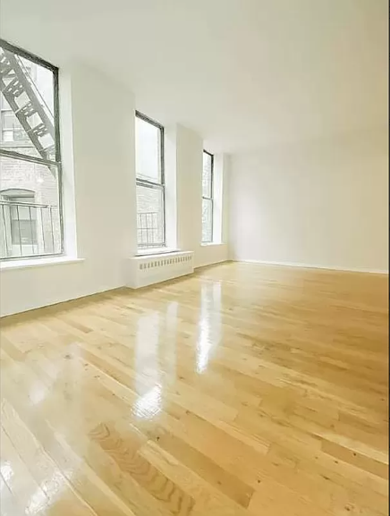 951 Amsterdam Ave #5A