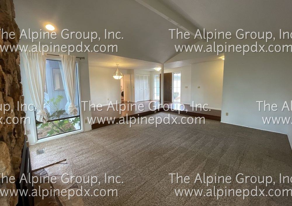 9140 Sw Parkview Loop - Photo 3 of 26