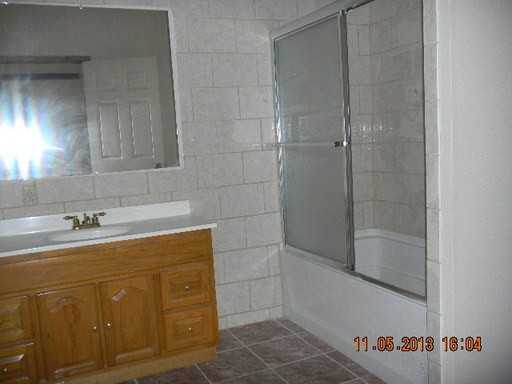 3595 Nabers Dr - Photo 3 of 8