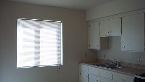 1603 Jefferson St #A - Photo 2 of 5