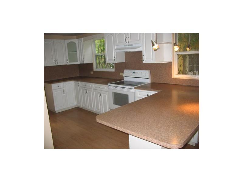3674 SW 26th St - Photo 3 of 4