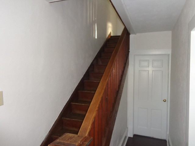 300 Sentelle Rd - Photo 2 of 13