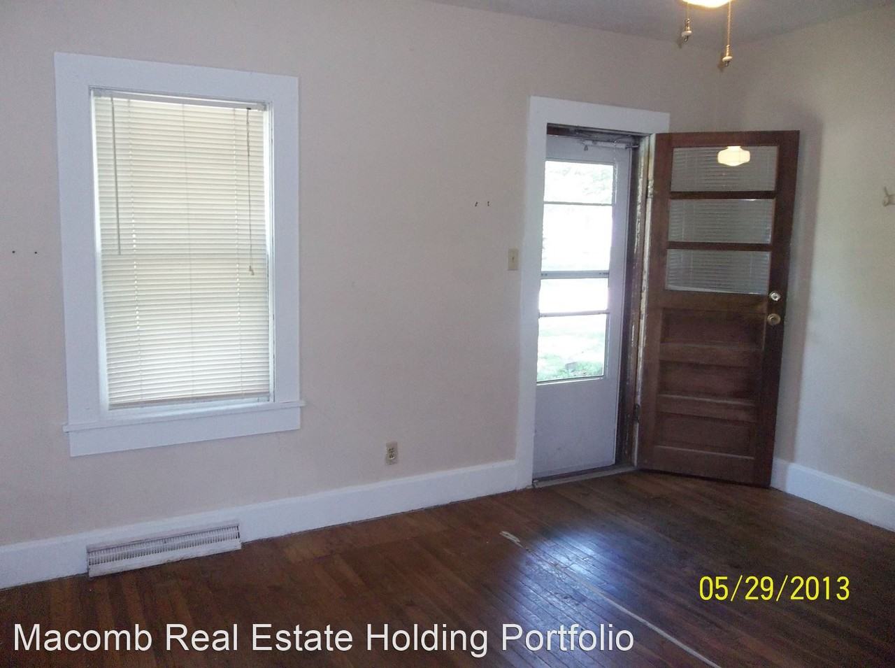 419 W Pierce St - Photo 2 of 4