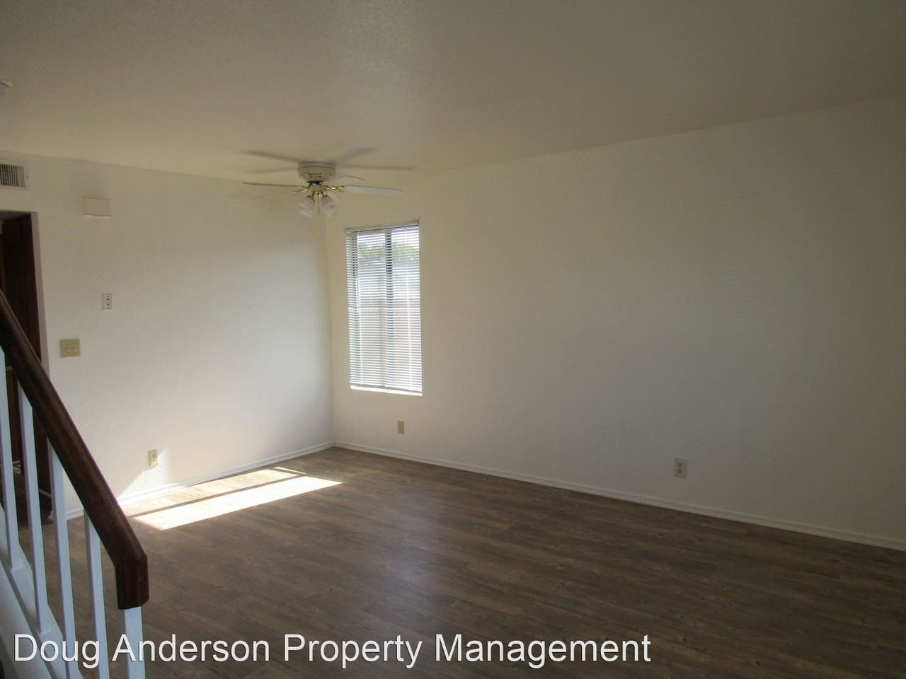 1058 EAST AVENUE Q-12 - Photo 3 of 15