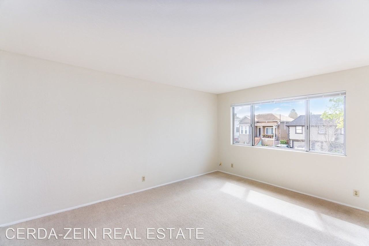 901 CENTRAL AVE - Photo 3 of 11