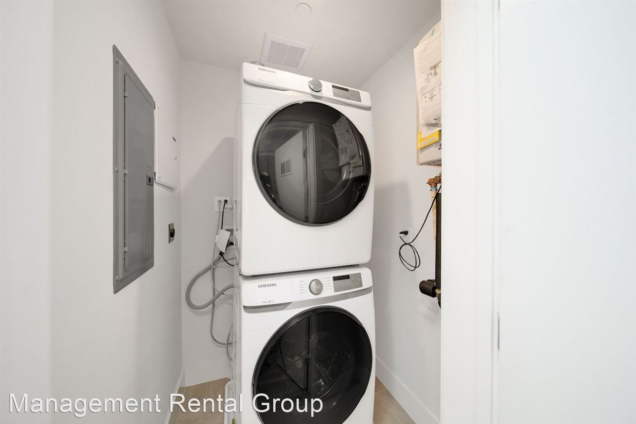 406-408 1/2 N kenmore Ave - Photo 3 of 7