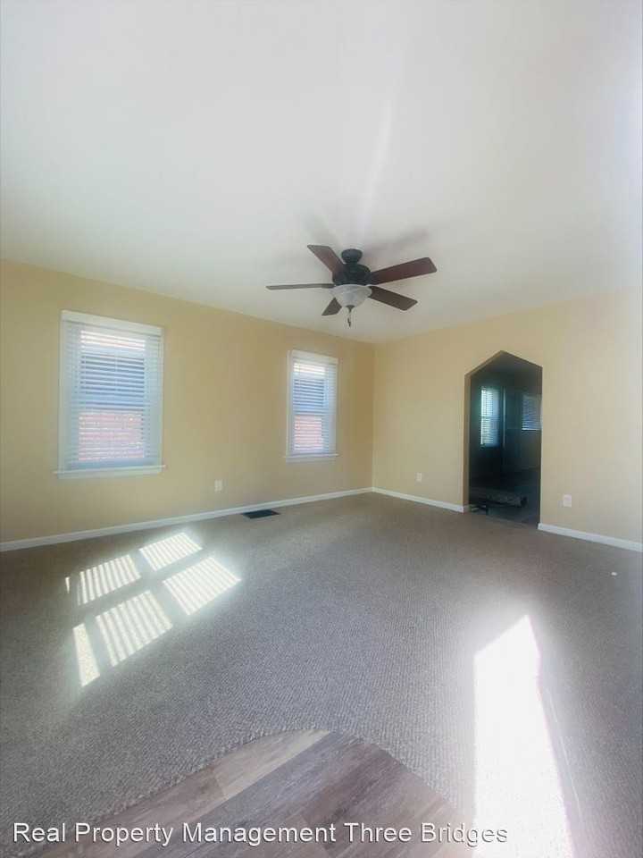 3208 Dix Ave - Photo 2 of 8