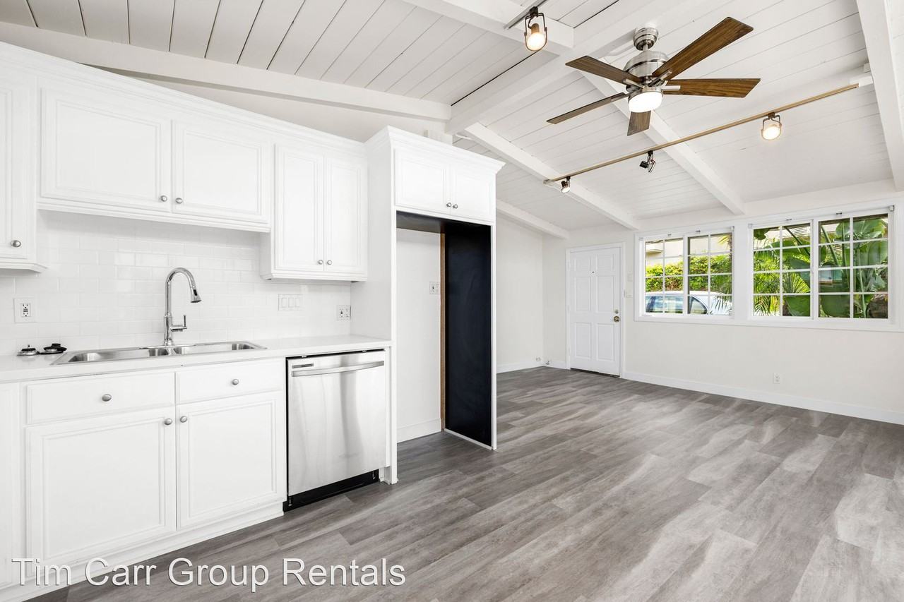 316 E 21st Street - Photo 3 of 12