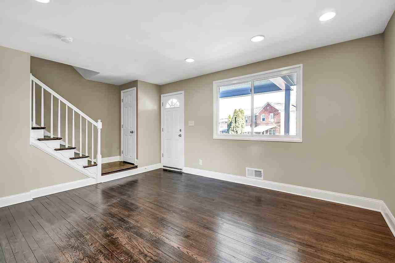 4113 Mountwood Rd - Photo 3 of 17