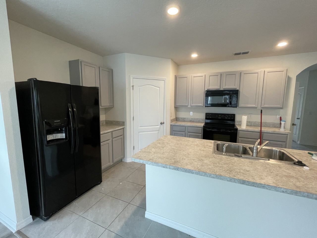 216 Grove Branch Rd - Photo 2 of 11