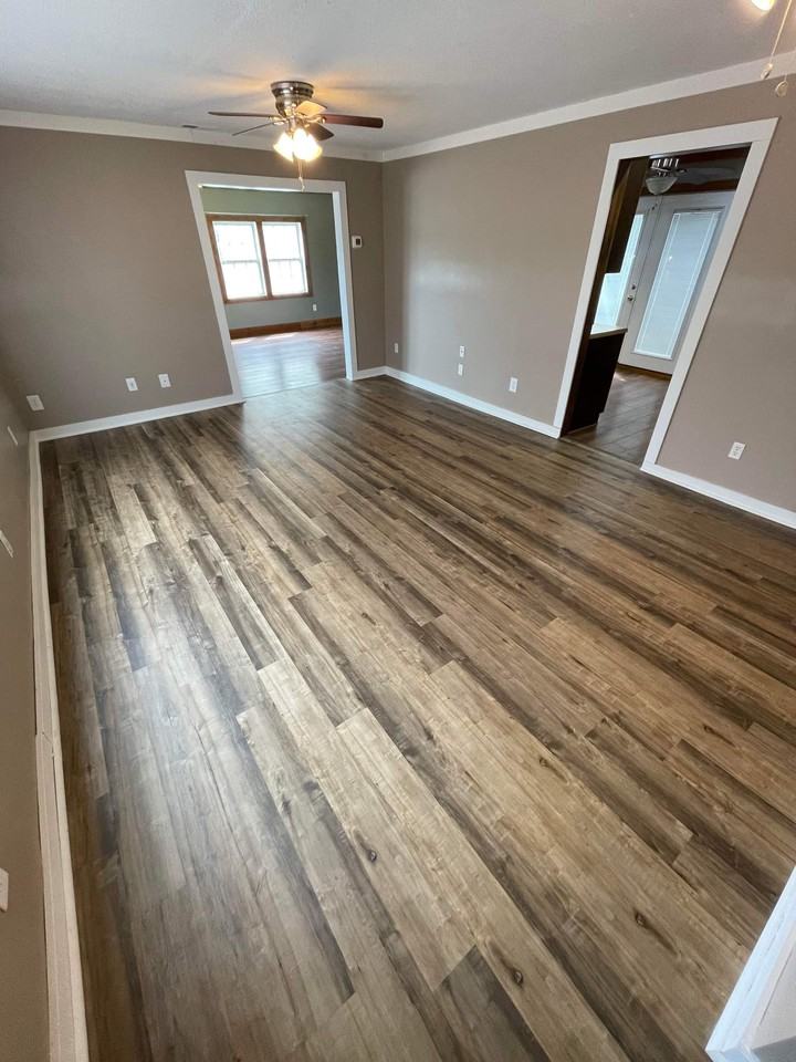2509 S Webster St - Photo 2 of 23
