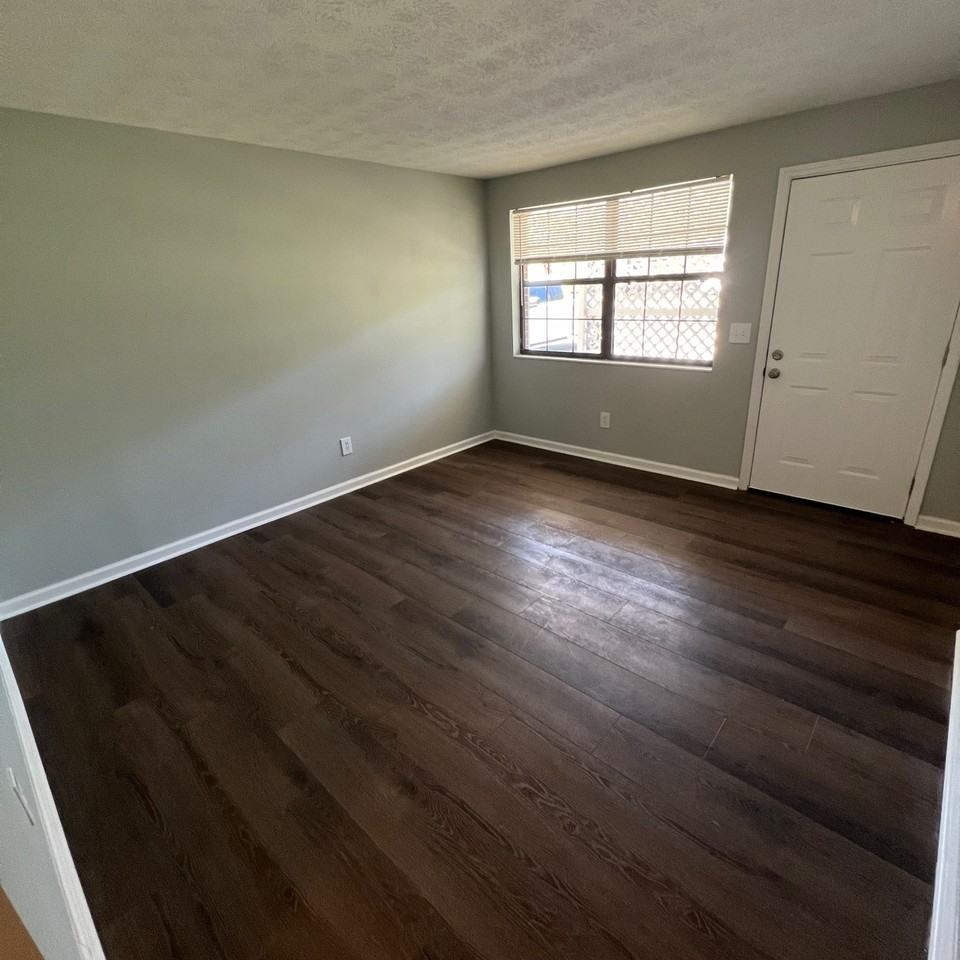 6139 Deepwood Dr E - Photo 2 of 17