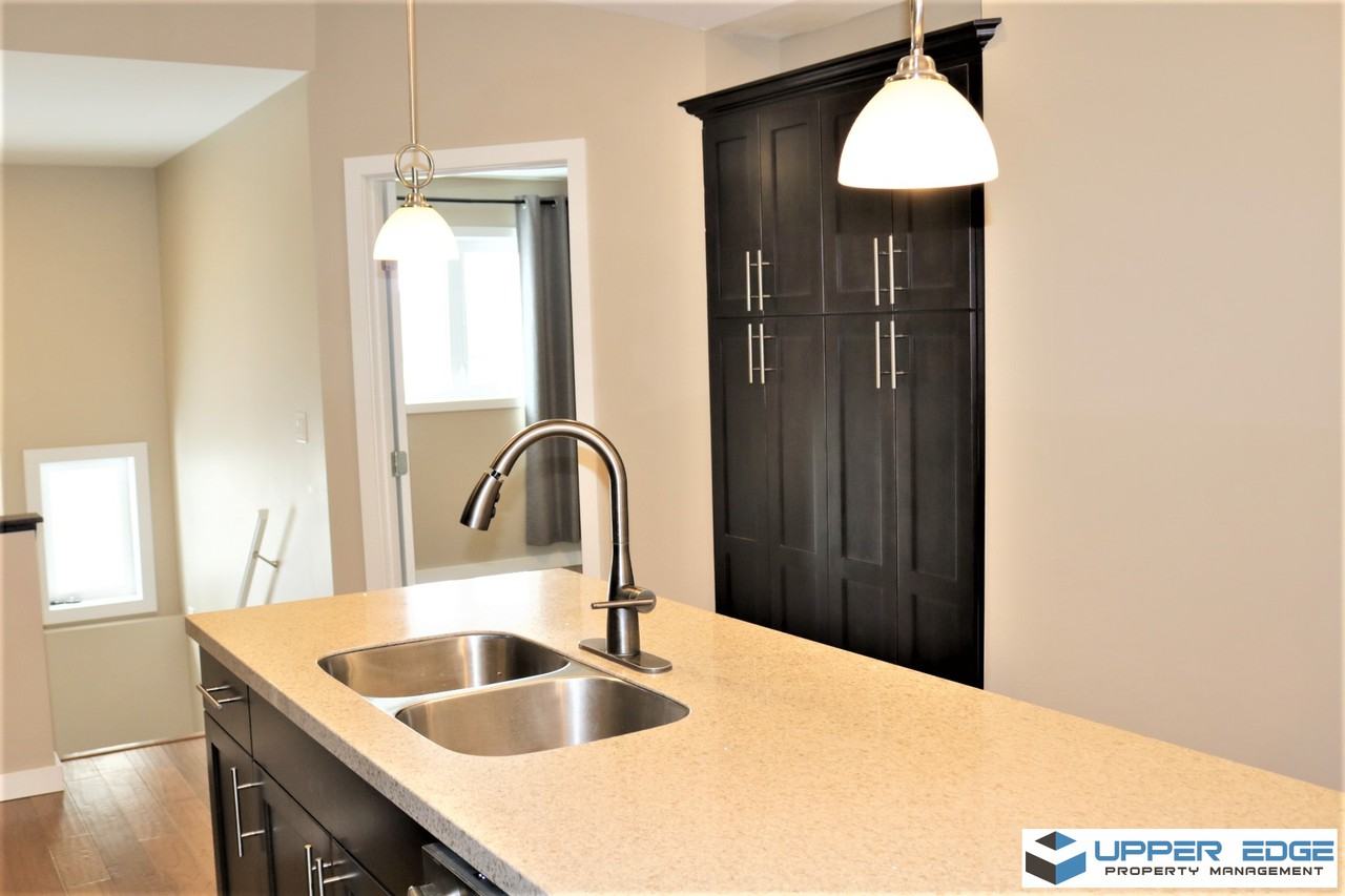 502 Ferry Rd - Photo 3 of 29