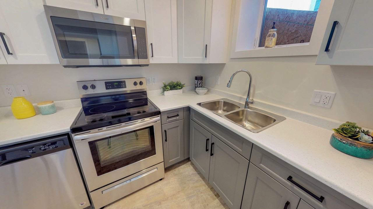 178B Stilling Mews - Photo 3 of 20