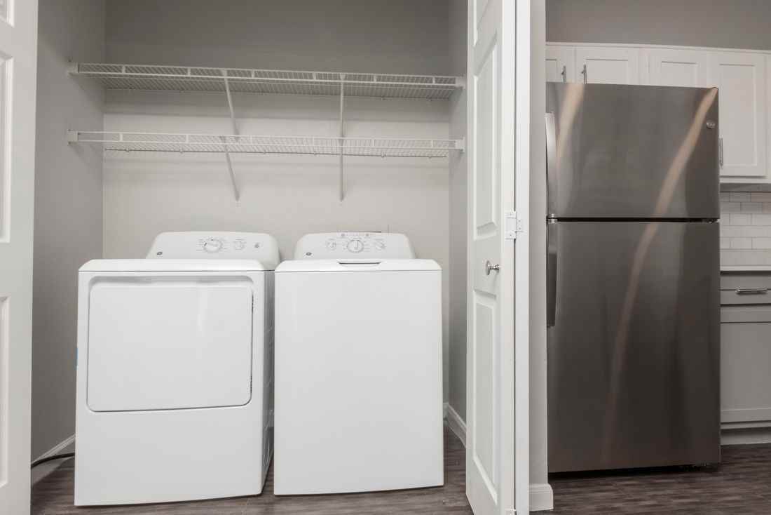 Ellie Apartments - Photo 7 of 45