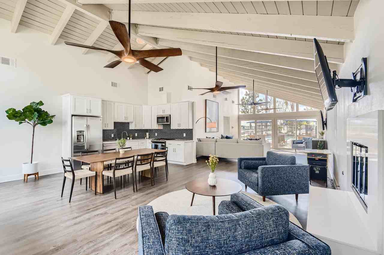 Azul Apartments - Photo 5 of 26