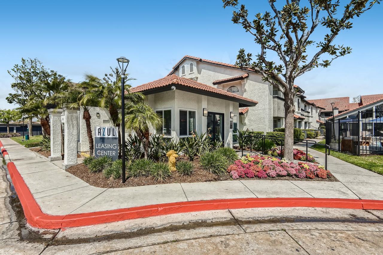 Azul Apartments - Photo 2 of 26