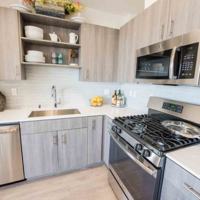 featured image of 1331 W 7th St