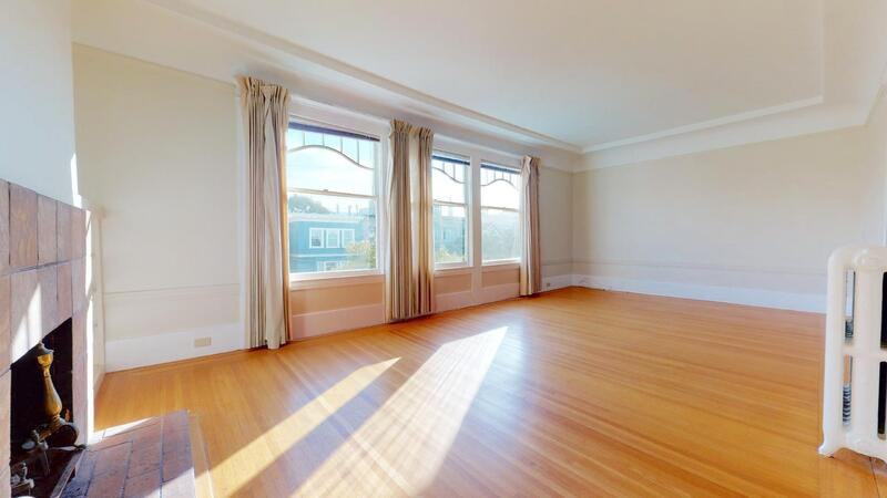 2520 Lake St - Photo 3 of 30