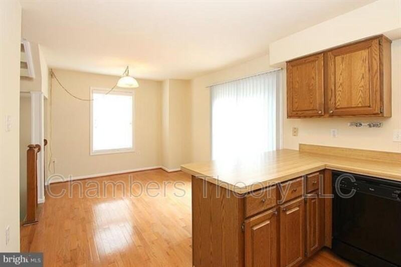 11956 Sentinel Point Ct - Photo 3 of 23