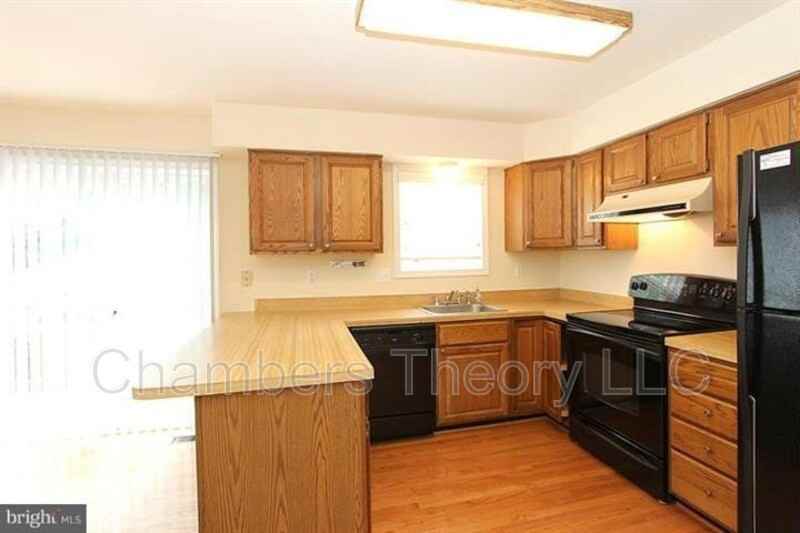 11956 Sentinel Point Ct - Photo 7 of 23