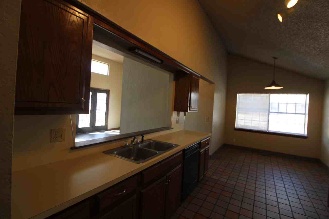 2100 Pebble Creek Blvd - Photo 3 of 15