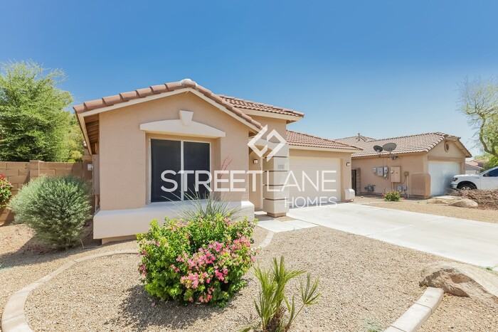 211 N 152nd Dr - Photo 2 of 15