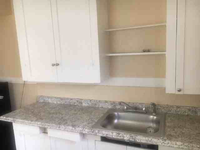 Cottages on 6th - Photo 2 of 8