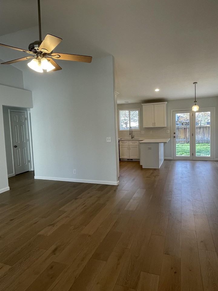 2187 E Katelyn Dr #1 - Photo 4 of 18