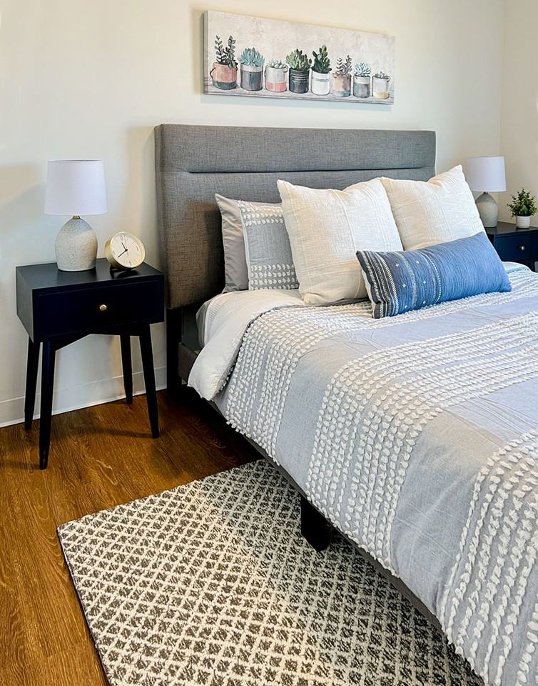 Urbane 1220 - Photo 4 of 50