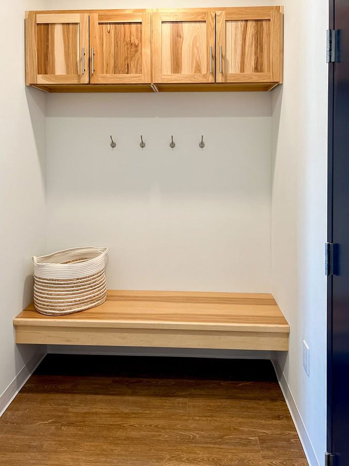 Urbane 1220 - Photo 5 of 50