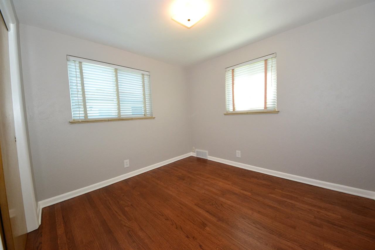 5440 Nolan St #1 - Photo 4 of 19